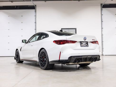 Used 2023 BMW M4 CSL image 6