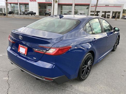 New 2026 Toyota Camry SE image 5