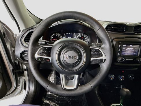 Used 2020 Jeep Renegade Sport w/ Sport Appearance Group FWD image 13