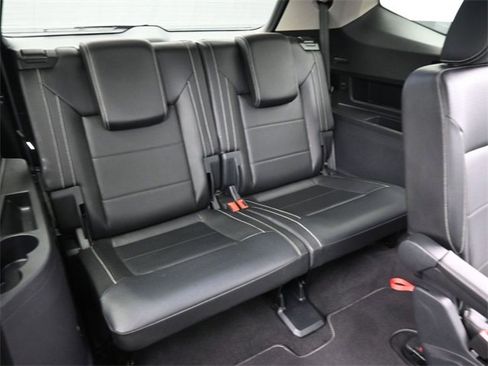 Used 2022 Volkswagen Atlas SE image 25