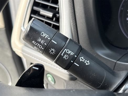 Used 2018 Honda HR-V EX-L image 38