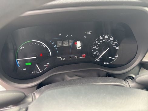 Used 2025 Toyota Sienna LE FWD image 15