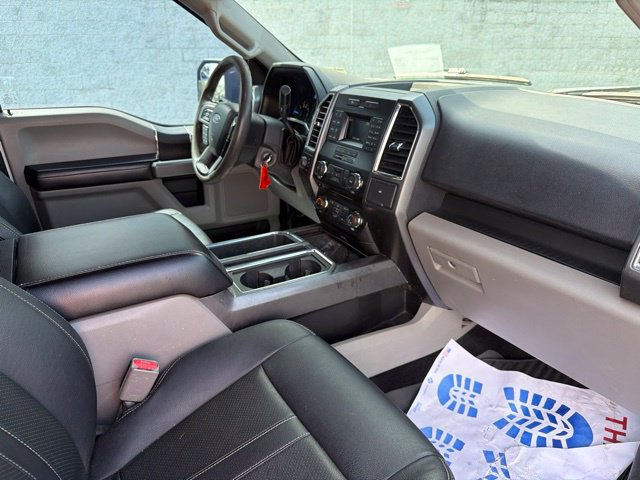 Used 2017 Ford F150 XLT AWD/4WD image 32