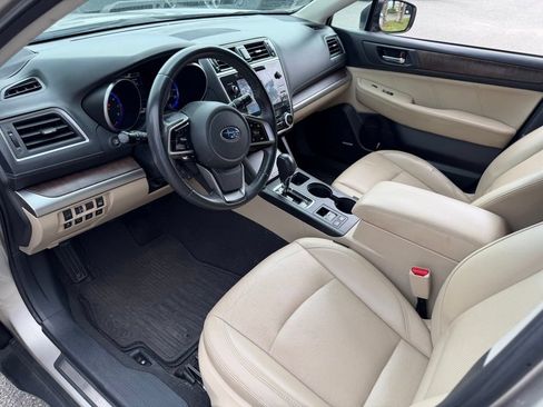 Used 2018 Subaru Outback 3.6R Limited AWD/4WD image 25