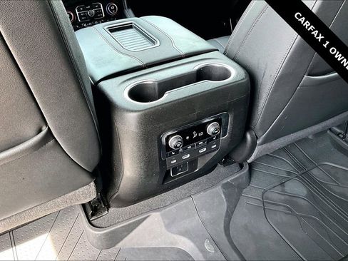 Used 2024 Chevrolet Tahoe RST w/ RST Performance Edition AWD/4WD image 10