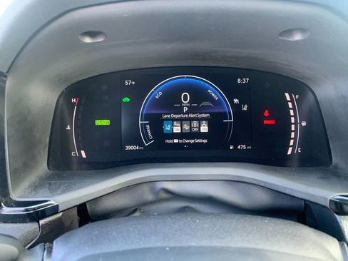 Used 2025 Toyota Camry LE FWD image 29