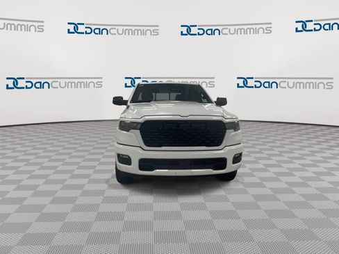 New 2026 RAM 1500 Express AWD/4WD image 3