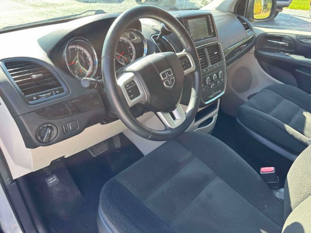 Used 2017 Dodge Grand Caravan SE w/ Power Window Group FWD image 10