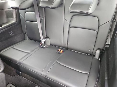 Certified 2024 Nissan Pathfinder Platinum FWD image 23