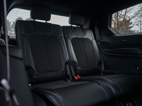 New 2025 Jeep Grand Cherokee L Altitude AWD/4WD image 14