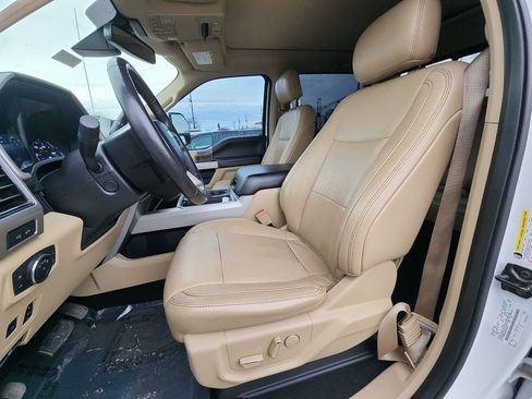 Used 2019 Ford F250 Lariat w/ Lariat Ultimate Package image 13