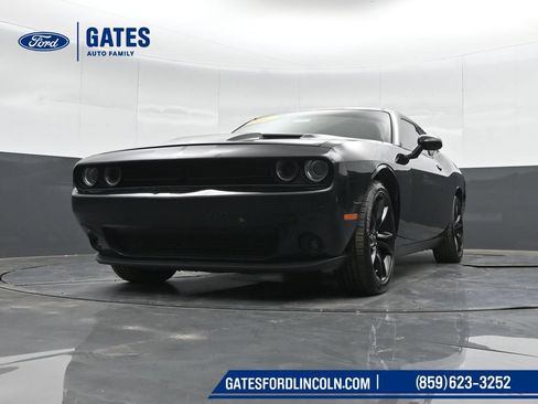 Used 2017 Dodge Challenger SXT Plus RWD image 34