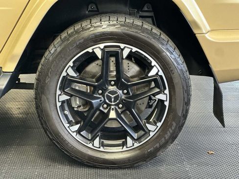 Used 2023 Mercedes-Benz G 63 AMG 4MATIC image 11
