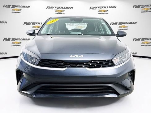 Used 2024 Kia Forte LXS FWD image 2