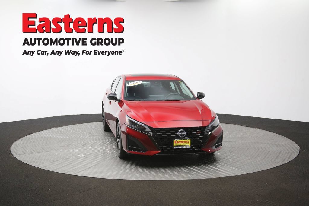 Used 2023 Nissan Altima 2.5 SR w/ SR Premium Package AWD/4WD image 54