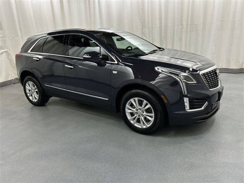 Certified 2024 Cadillac XT5 Luxury image 1