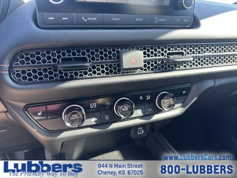 Used 2023 Honda HR-V Sport image 17