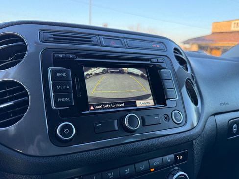 Used 2014 Volkswagen Tiguan SEL image 29