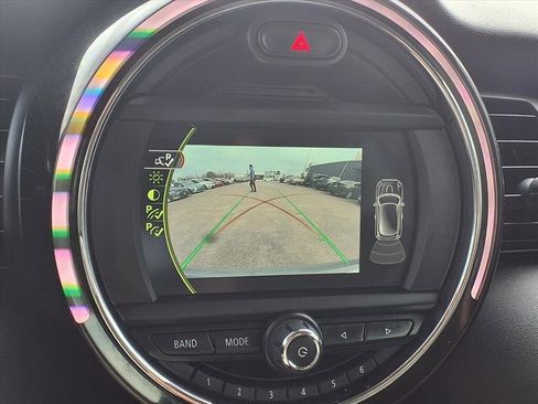 Used 2018 MINI Cooper S image 16