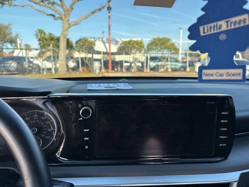 Used 2024 Kia K5 GT-Line w/ GT-Line Premium Package image 4