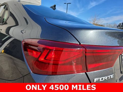 Used 2024 Kia Forte LXS w/ LXS Technology Package image 35
