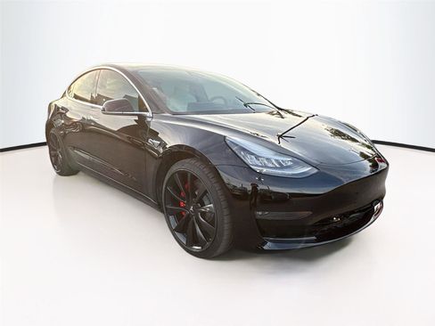 Used 2019 Tesla Model 3 Performance image 1