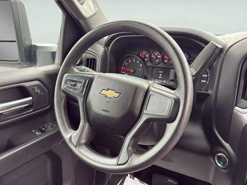 Used 2025 Chevrolet Silverado 2500 W/T w/ WT Convenience Package image 16