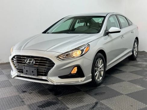 Used 2019 Hyundai Sonata SE FWD image 5