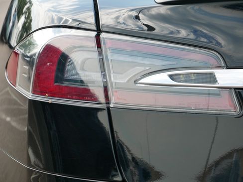 Used 2022 Audi SQ5 Prestige w/ Prestige Package image 46