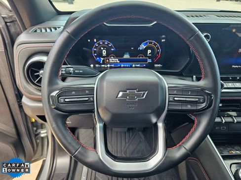 Used 2025 Chevrolet Colorado Z71 AWD/4WD image 19