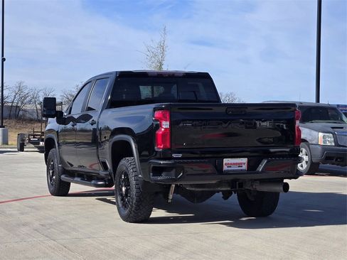 Used 2021 Chevrolet Silverado 2500 LTZ w/ LTZ Plus Package image 4