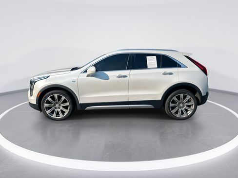 Used 2019 Cadillac XT4 Premium Luxury w/ Driver Assist Package FWD image 6