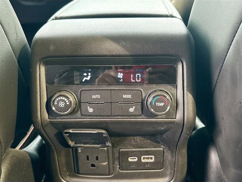 Used 2023 GMC Acadia AT4 w/ Technology Package image 26