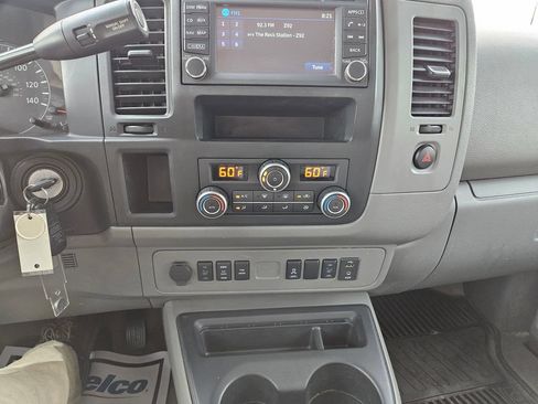 Used 2021 Nissan NV 3500 SL RWD image 16