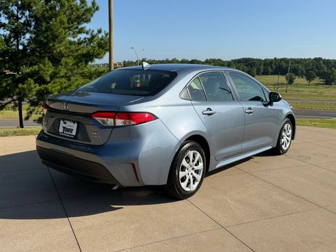 Used 2026 Toyota Corolla LE FWD image 6