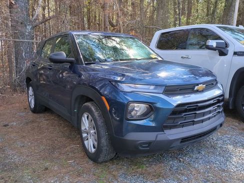 Used 2021 Chevrolet TrailBlazer LS image 4