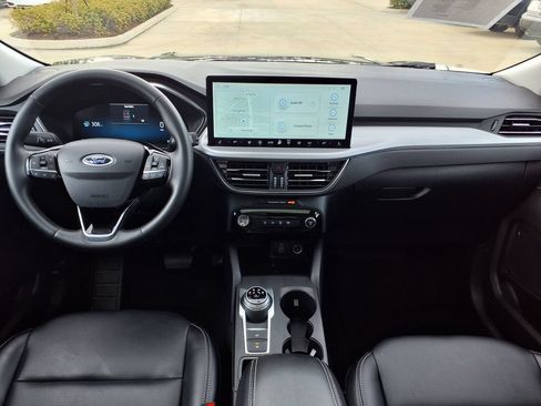 Used 2025 Ford Escape Platinum AWD/4WD image 20