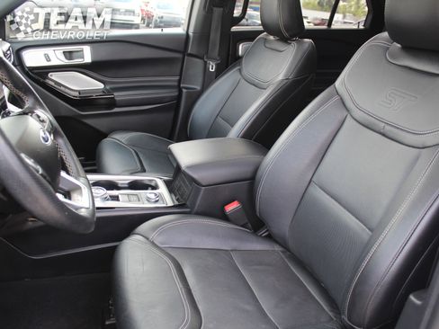 Used 2022 Ford Explorer ST w/ Equipment Group 401A image 11