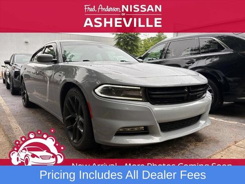 Used 2020 Dodge Charger SXT w/ Plus Group RWD image 1