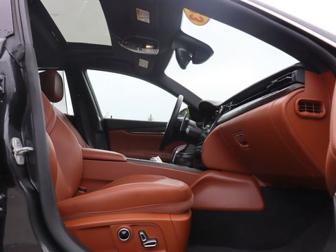 Used 2023 Maserati Quattroporte Modena Q4 AWD/4WD image 20