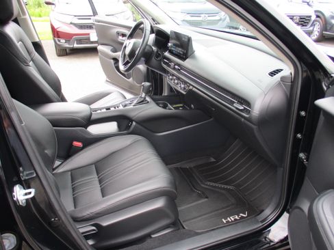 Certified 2024 Honda HR-V EX-L image 16