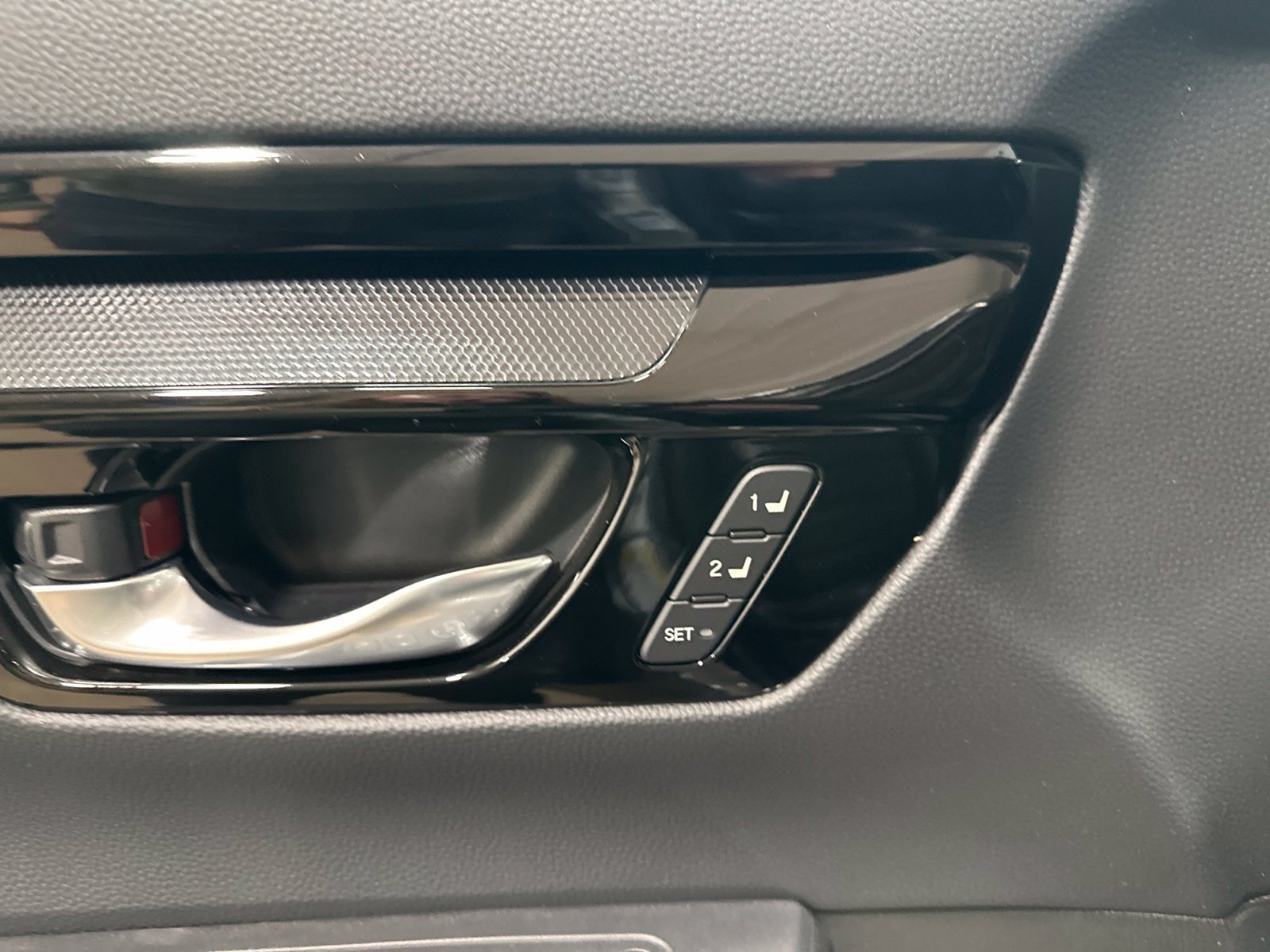 Used 2024 Honda CR-V EX-L image 17