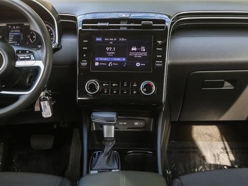 Used 2022 Hyundai Tucson SEL image 9