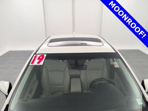 Used 2019 Subaru Legacy 2.5i Limited image 7