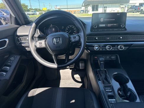 Used 2025 Honda Civic Sport image 15