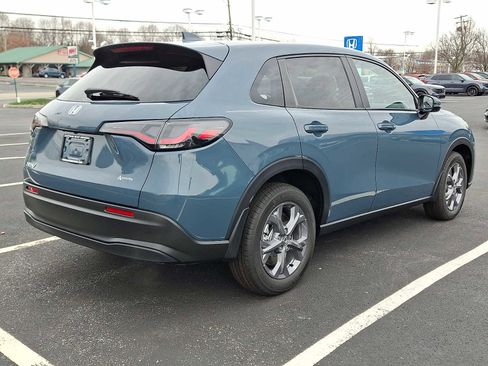 New 2026 Honda HR-V LX image 3