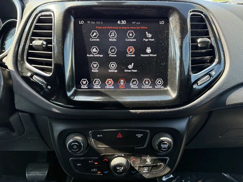 Used 2018 Jeep Compass Limited AWD/4WD image 25
