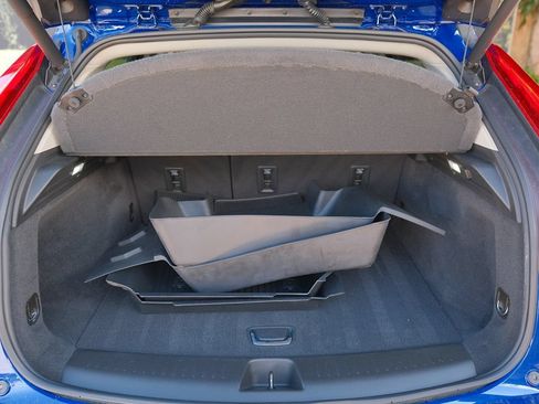 Used 2021 Cadillac XT4 Luxury FWD image 37