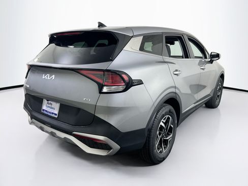 Used 2023 Kia Sportage LX AWD/4WD image 5