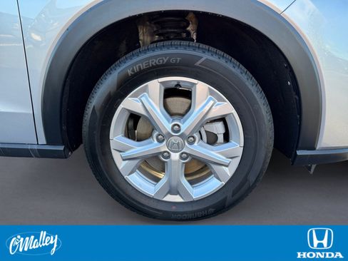 Certified 2024 Honda HR-V LX image 9